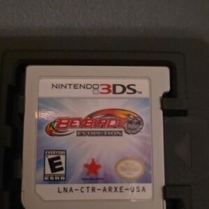 Beyblade Evolution Game for Nintendo 3DS - White